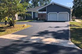 Best Recycled Asphalt Driveway Installation  in Bardonia, NY